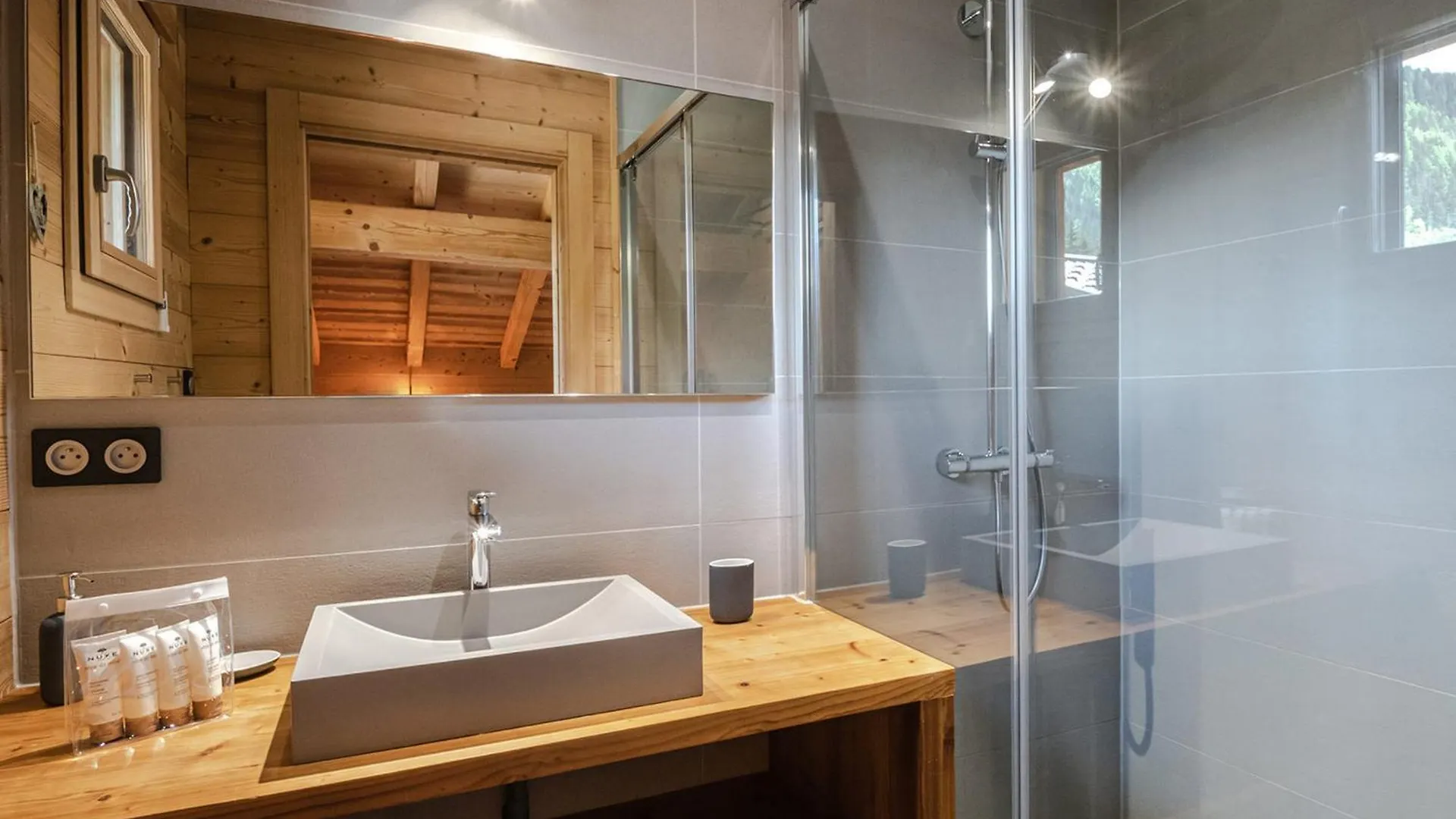 Chalet Moderne 4* Avec Sauna, Tv Et Parking A Argentiere - Fr-1-343-180 شامونكس